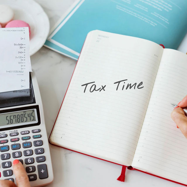 محاسبه آنلاین مالیات حق الوکاله + نرخ مالیات حق الوکاله در سال 1403