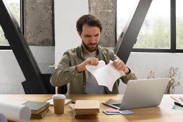 بازخرید، استعفا یا بازنشستگی