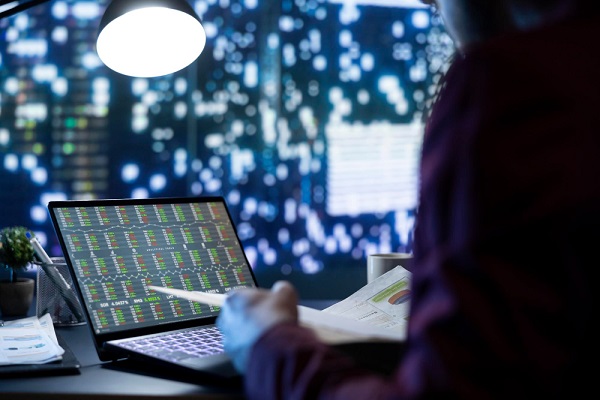 آشنایی کلی با معنا، مفهوم و تعریف بورس 1 آشنایی کلی با معنا، مفهوم و تعریف بورس