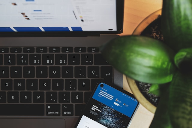 SLA چیست؟ راهنمای جامع موافقت‌نامه سطح خدمات برای مدیران کسب‌وکار